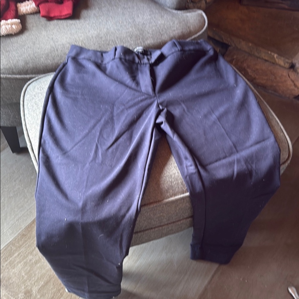 Black Chinos with Elastic Waistband and Tapered Legs